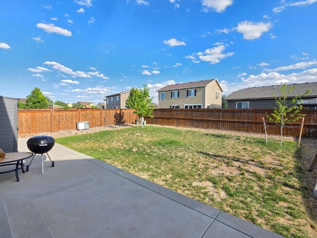 Building Photo - 25606 E Bayaud Ave