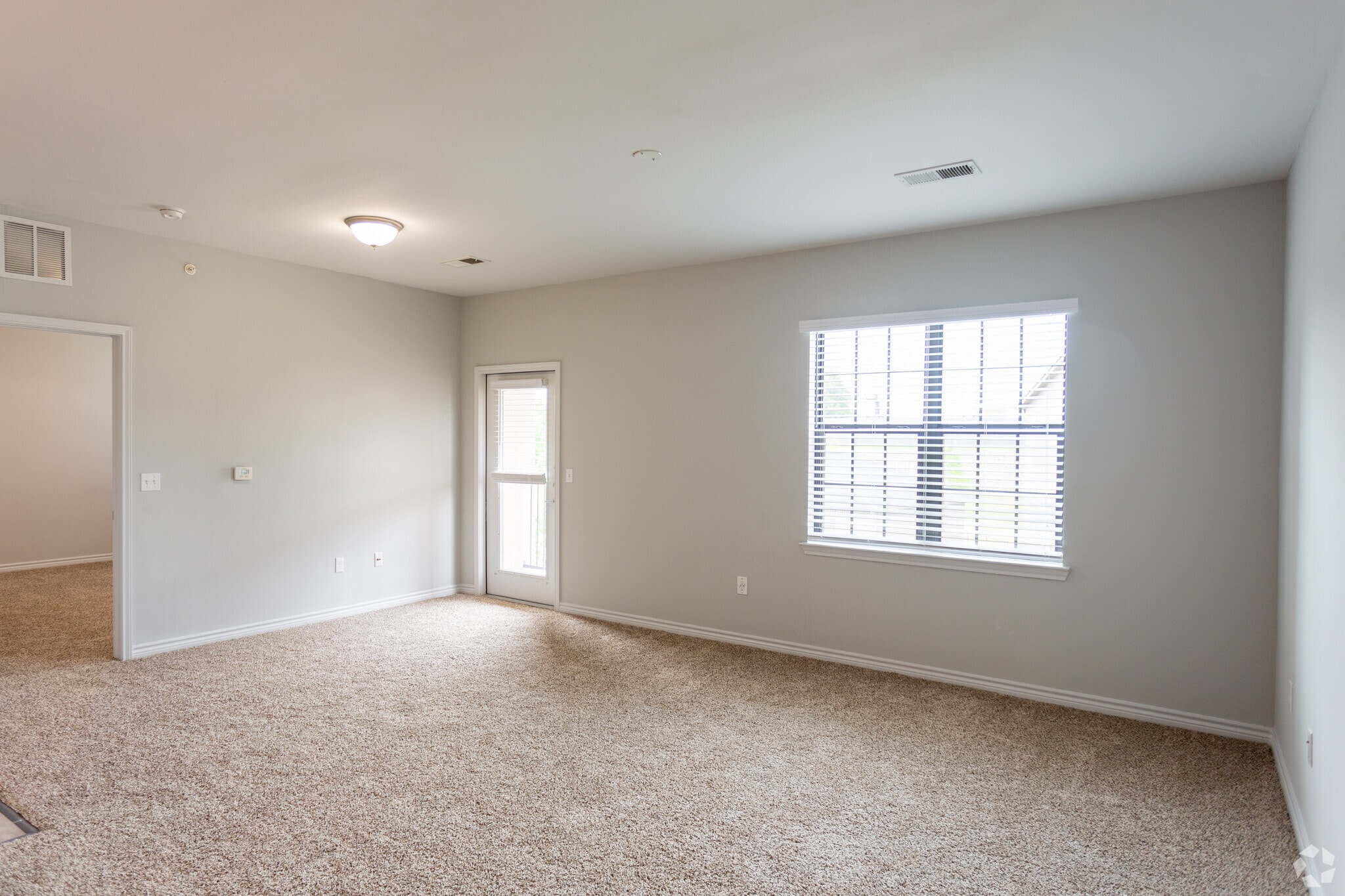 Legend V Apartments 2133 E 2nd St Edmond OK 73034 Apartment Finder