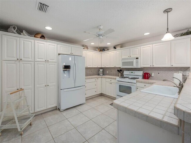 Building Photo - 1736 Watts Mill Way