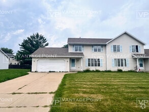 Building Photo - 1025 Melody Dr
