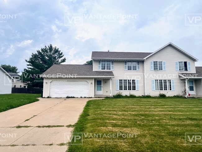 Primary Photo - 1025 Melody Dr