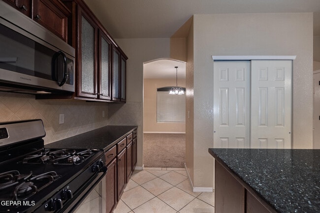 Building Photo - 14212 Otter Point Ct