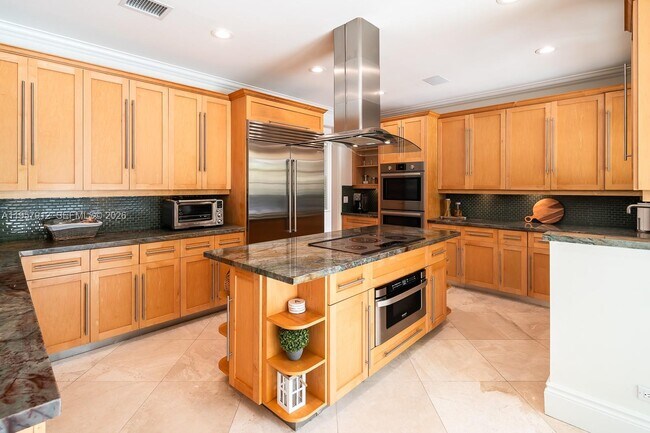 Building Photo - 5770 SW 128th St