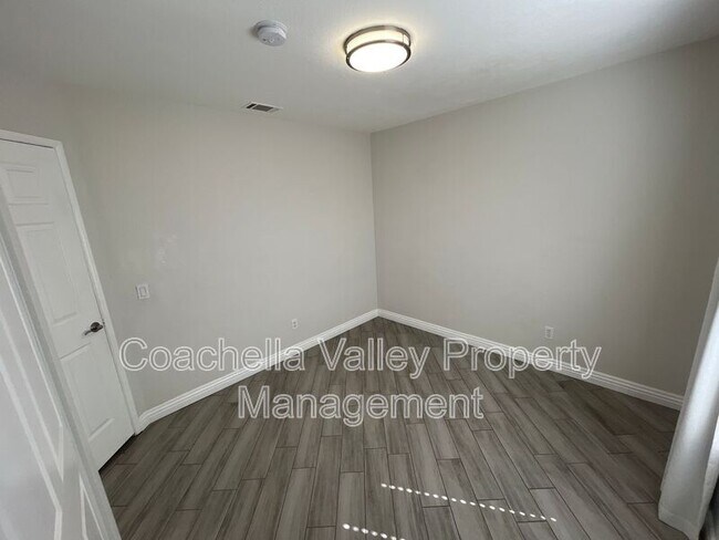 Building Photo - 81812 Tecoma Ave