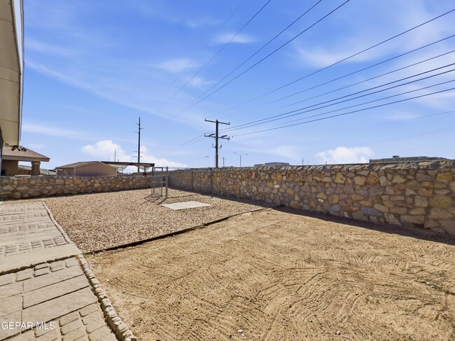 Building Photo - 14183 Rattler Point Dr