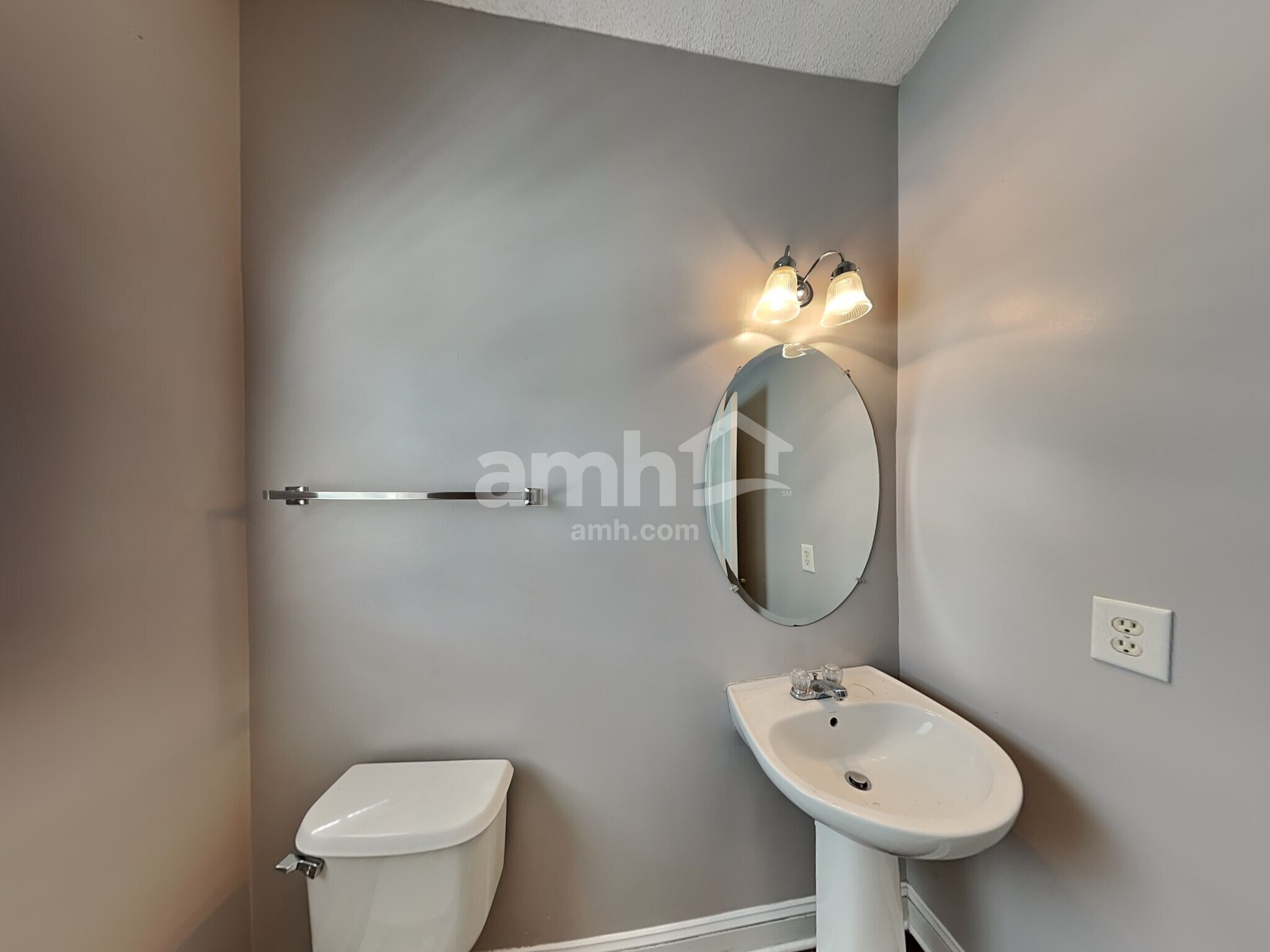 Building Photo - 312 Lameshur Ln