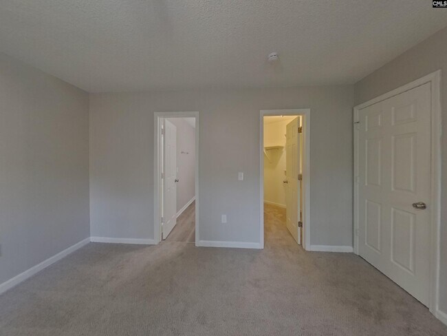 Building Photo - 1 Tomafield Ct