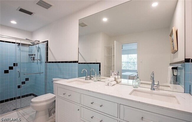 Building Photo - 1281 Diana Ave