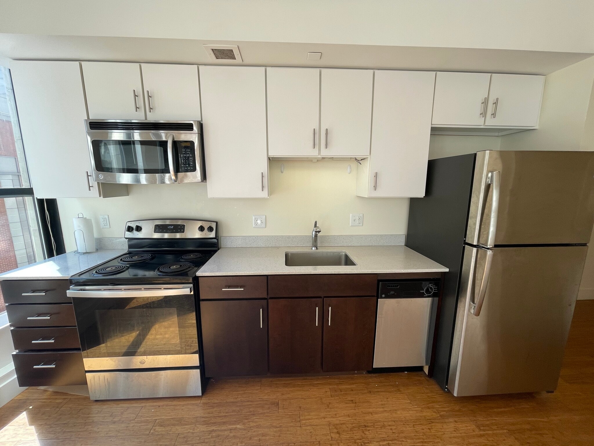 Building Photo - 17 Winter Pl