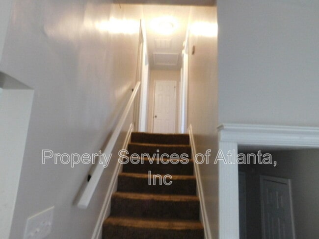 Building Photo - 8079 Kendrick Rd