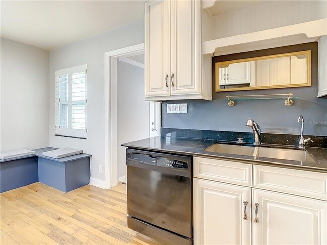 Building Photo - 5400 3rd Ave N