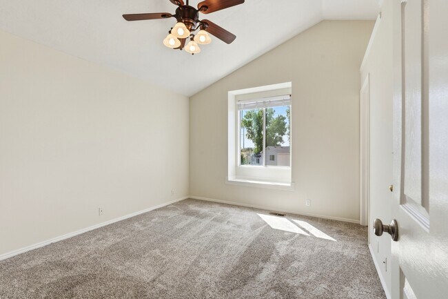 Building Photo - 2015 Katies Way