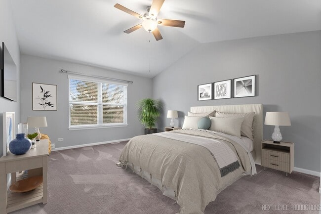 Building Photo - 472 Majestic Ln