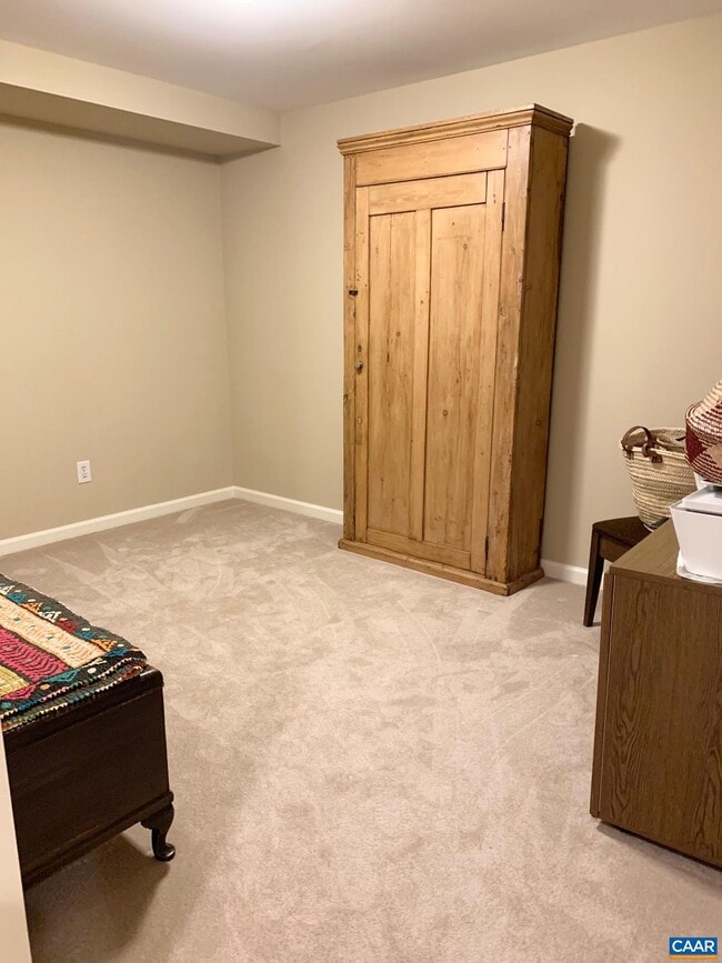 Building Photo - 112 Old Fifth Cir