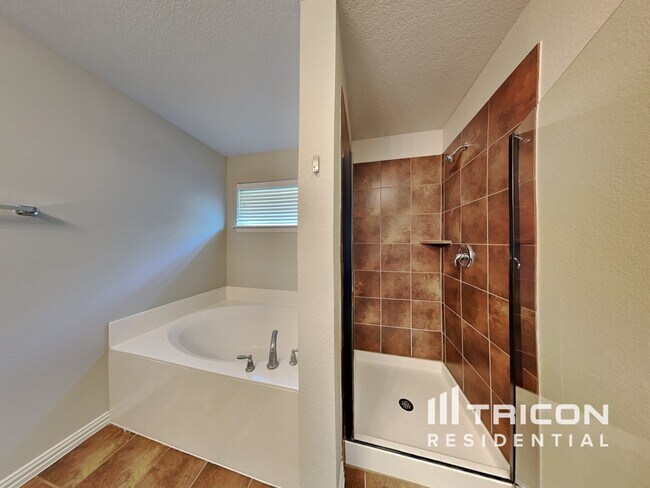 Building Photo - 7432 Durness Dr