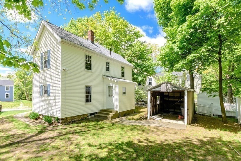 Building Photo - 42 River Rdg