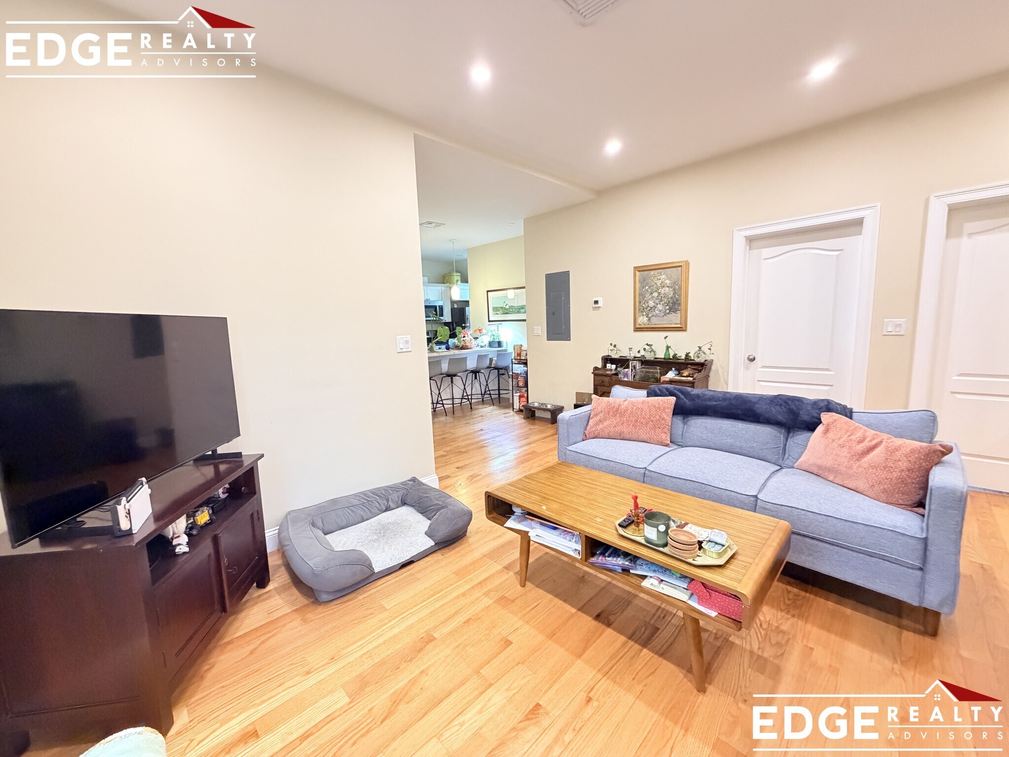 Building Photo - 30 Winship St