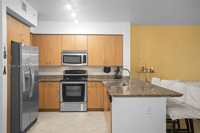 Building Photo - 1830 Radius Dr