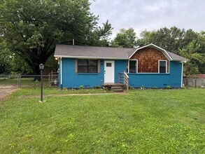 Building Photo - 112 William Dr