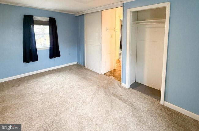 Building Photo - 213 W Chapline St