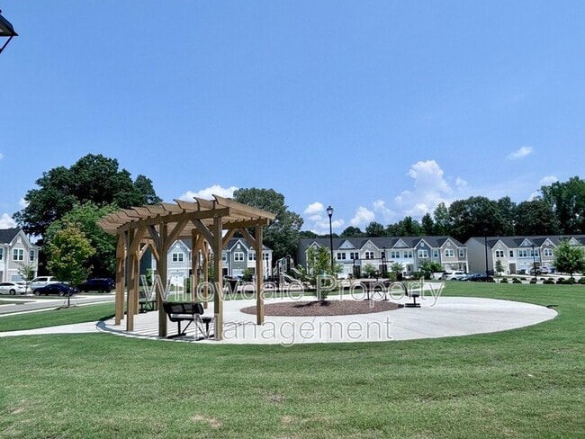 Building Photo - 171 Peebles Dr