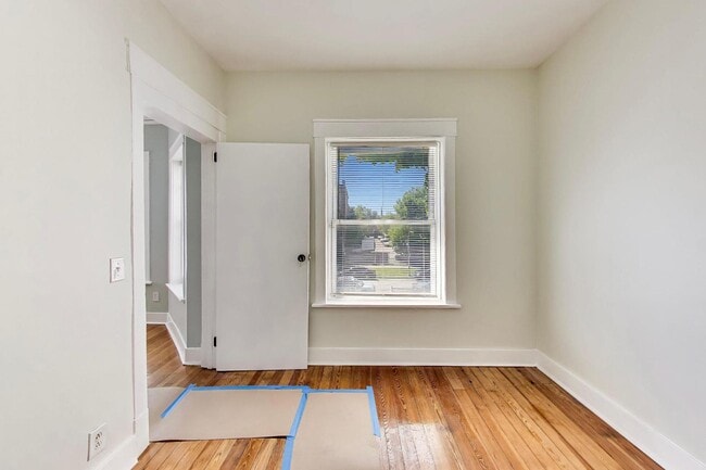 Building Photo - 43 N Menard Ave