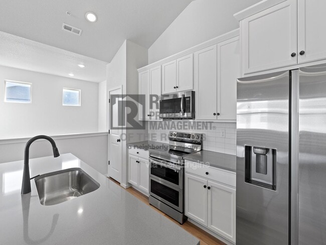 Building Photo - 2296 Setting Sun Dr