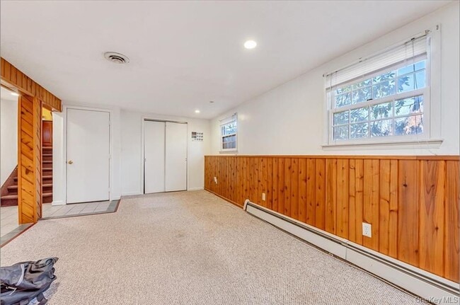 Building Photo - 93 Capital Dr