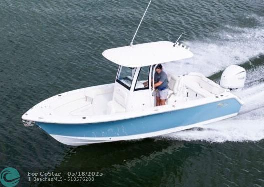 Building Photo - 2416 Bayview Dr