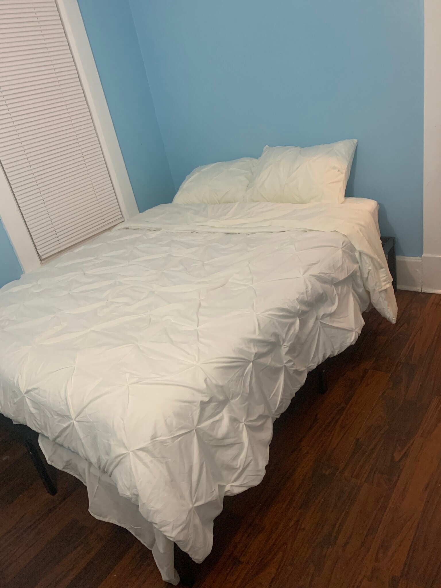 Building Photo - 2816 W Liberty St