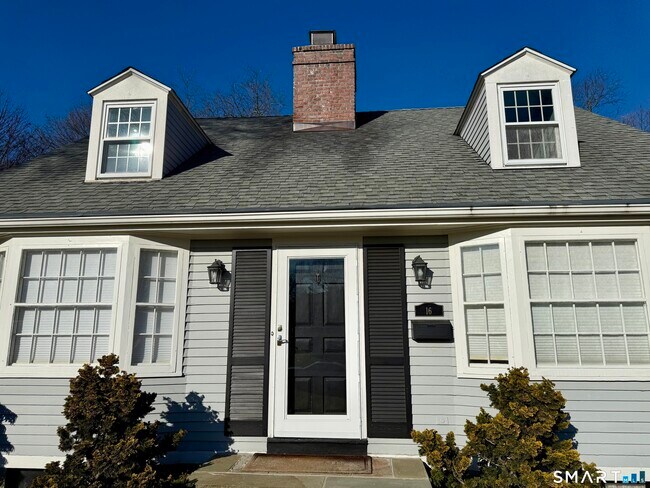 Building Photo - 16 Killian Ave