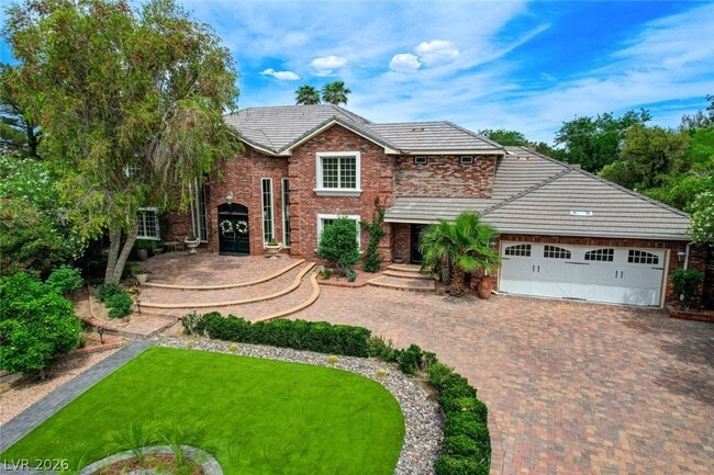 Building Photo - 7001 Alamitos Cir