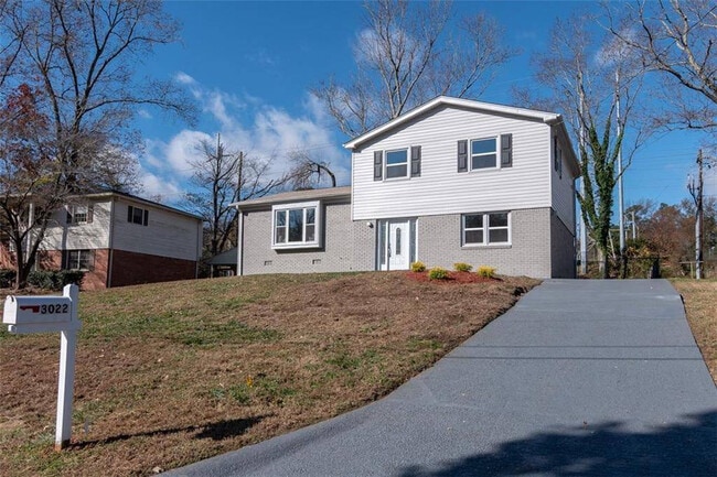 Building Photo - 3022 Trafalgar Way