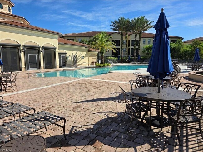 Building Photo - 12940 Positano Cir