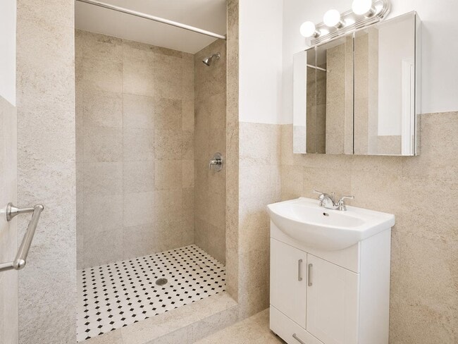 Floorplan - 700 Fort Washington Avenue