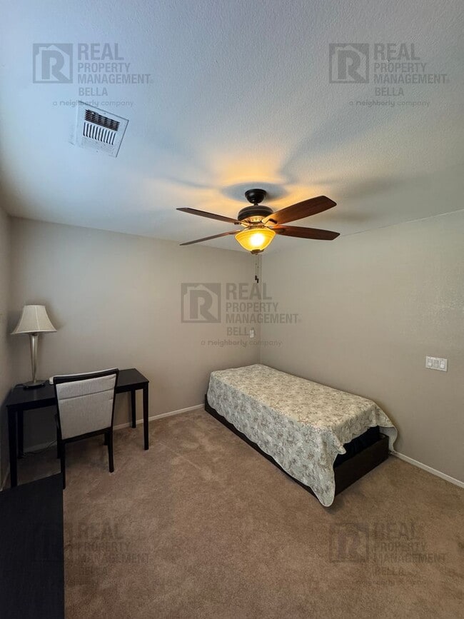 Building Photo - Gorgeous Murrieta Home with Main Floor Bedroom and Bathroom