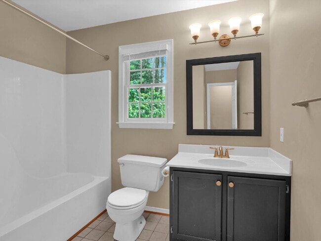 Building Photo - 2409 Eagles View Pl