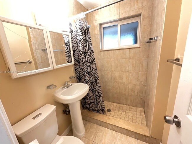 Building Photo - 385 NW 129th St