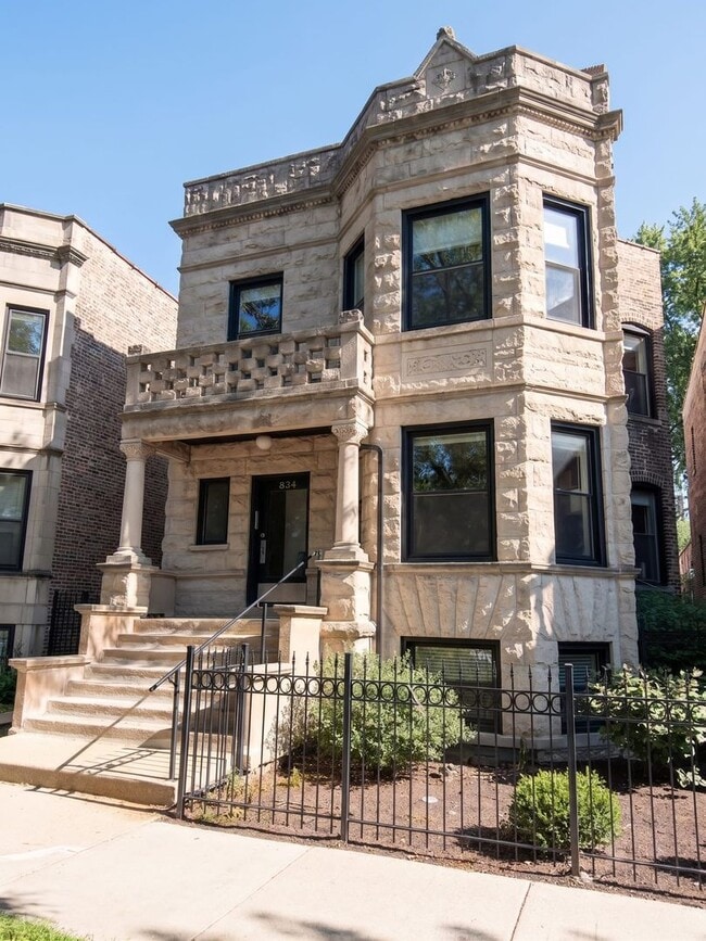 Building Photo - 1392 Waveland, LLC