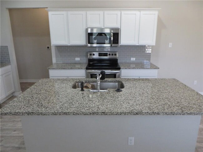 Building Photo - 1200 Ferryman Dr