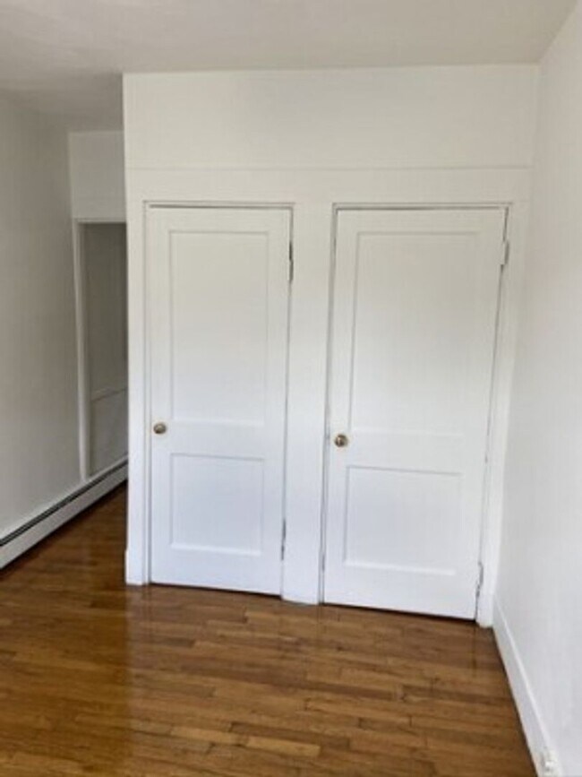 Building Photo - Kendall Sq. 1 Bedroom Apt. 9/1 - NO BROKER FEE