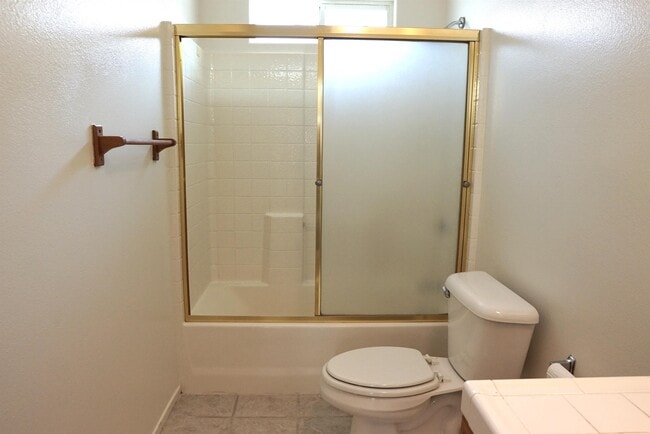 Building Photo - 52905 Avenida Rubio