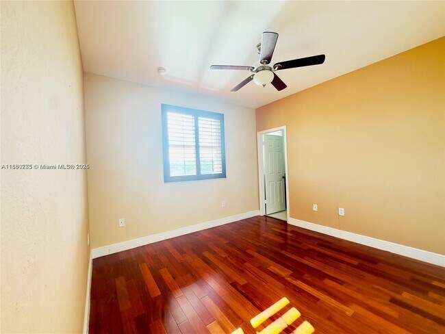 Building Photo - 2803 SW 156th Ave