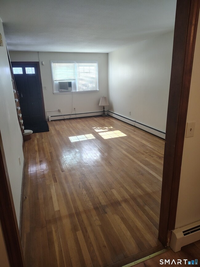 Building Photo - 56 Mozart St