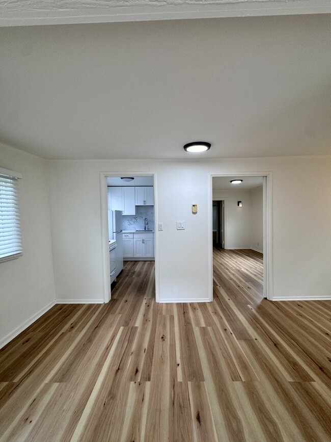 Building Photo - 147 San Bruno Ave