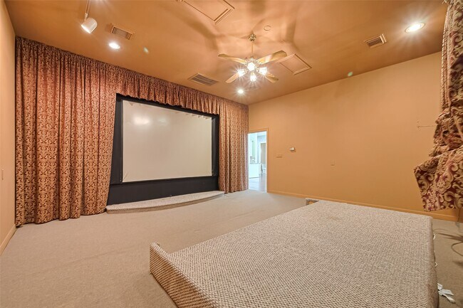 Building Photo - 36 Watermill Pl