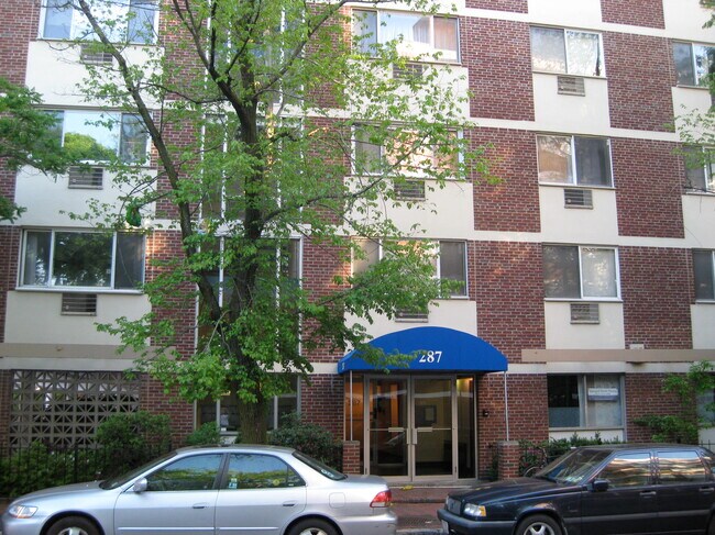Building - 287 Harvard St