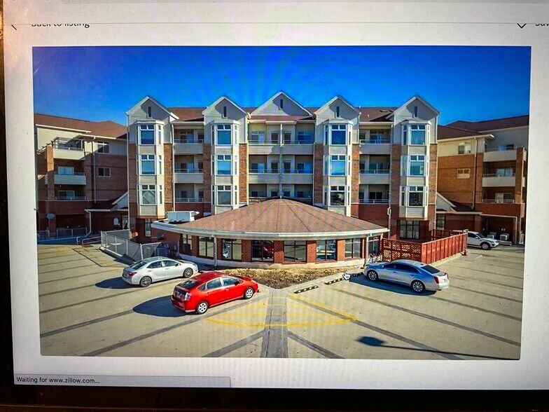 Primary Photo - 301 Harbour Town Dr