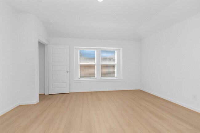 Building Photo - 40723 Mostyn Lake Dr