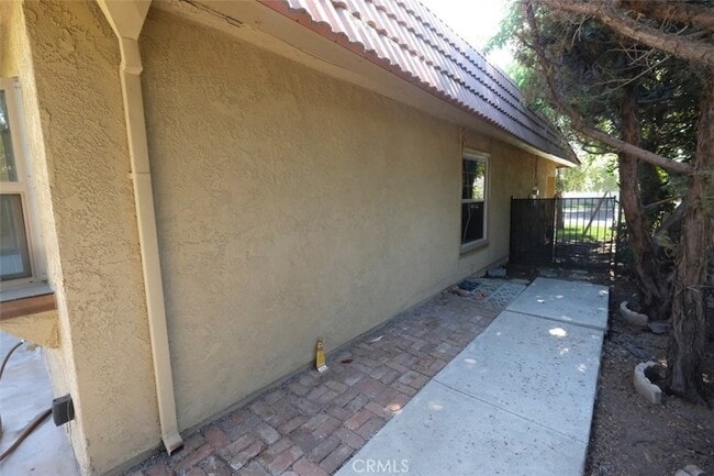 Building Photo - 318 S San Dimas Canyon Rd